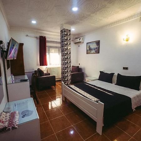Hotel Residence El Mahdi Батна Екстериор снимка