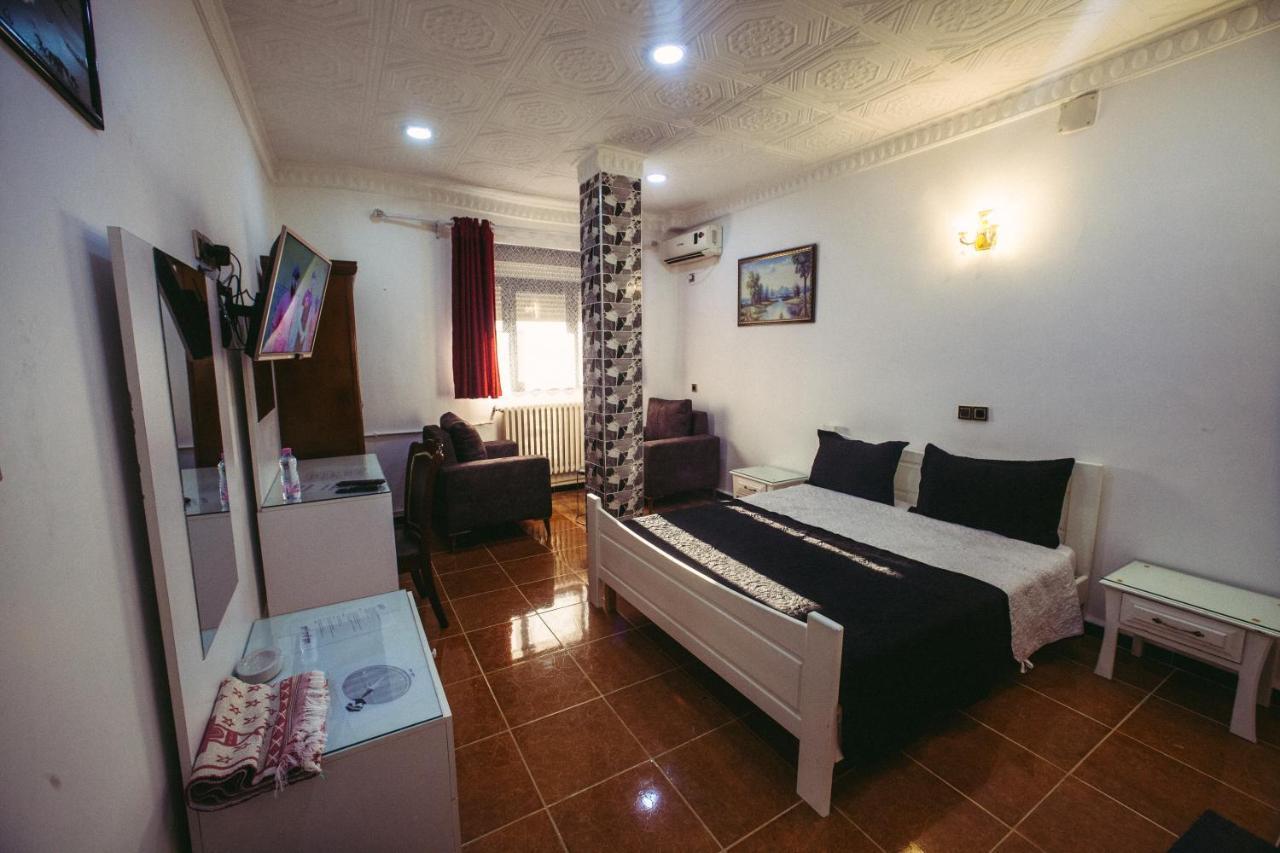 Hotel Residence El Mahdi Батна Екстериор снимка