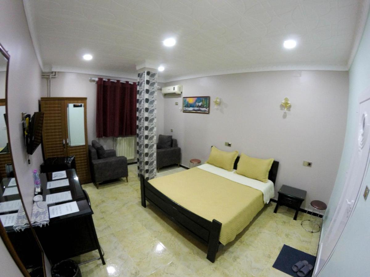 Hotel Residence El Mahdi Батна Екстериор снимка