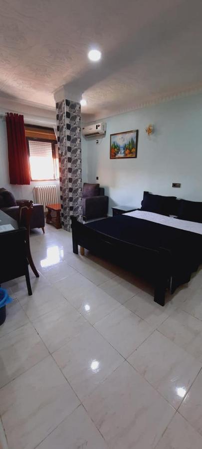 Hotel Residence El Mahdi Батна Екстериор снимка