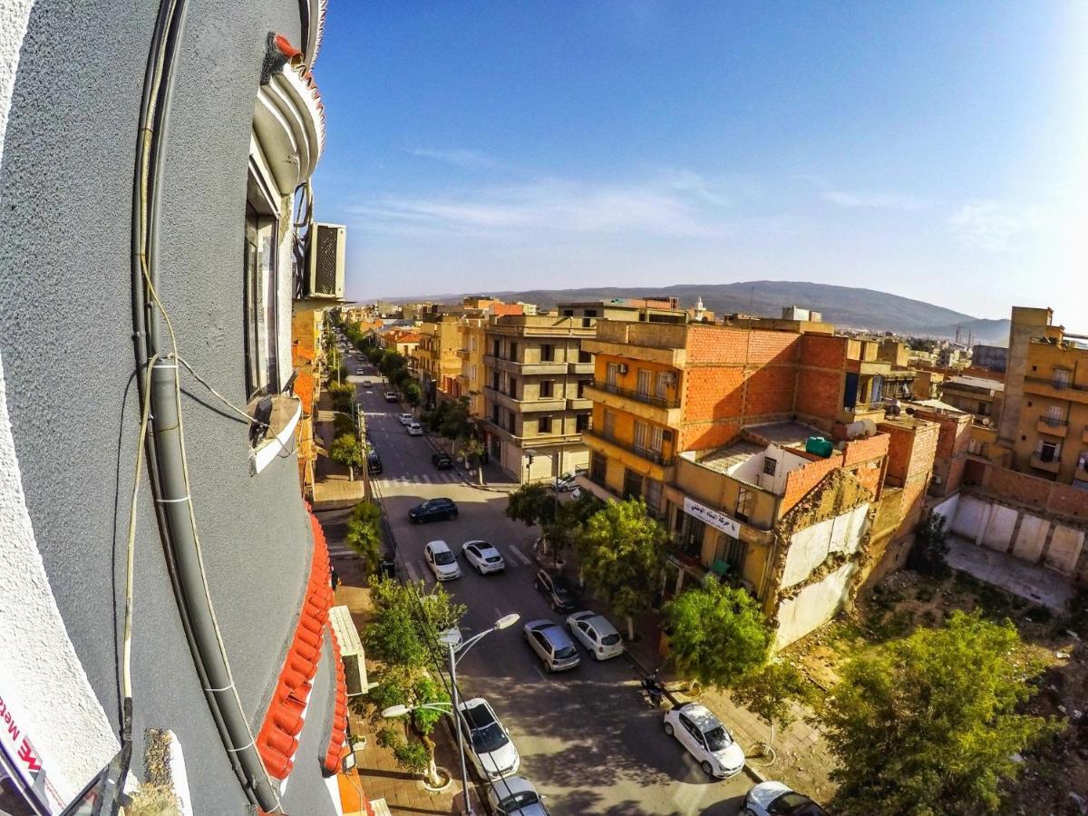 Hotel Residence El Mahdi Батна Екстериор снимка