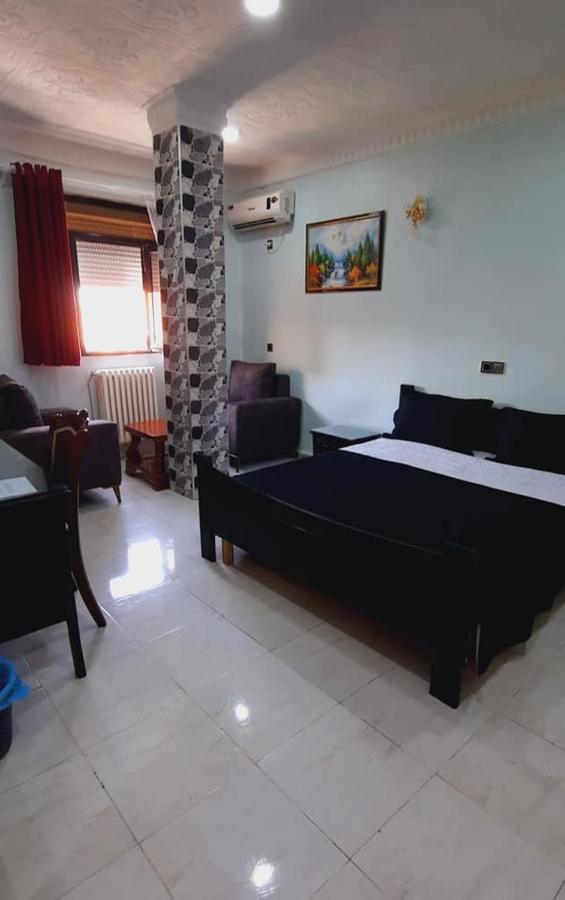 Hotel Residence El Mahdi Батна Екстериор снимка